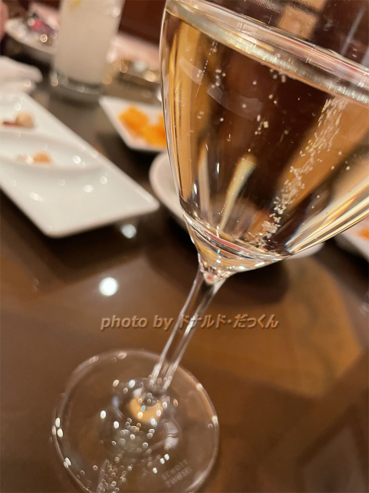 東京ディズニーシー・ホテルミラコスタ：甘口白のスパークリングワイン